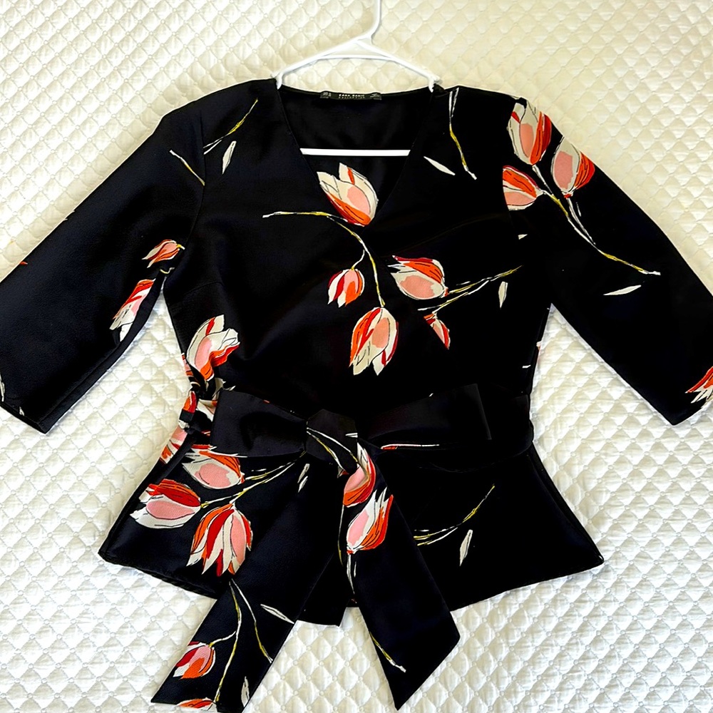 EUC Zara basic collection blouse size M
